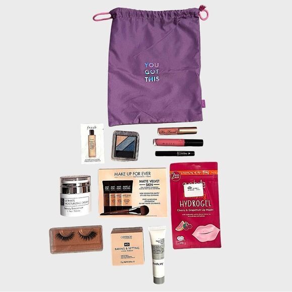 Huge Bundle Of Skincare And Makeup With Cosmetic Bag #1 Over $100 Retail - Picture 1 of 8